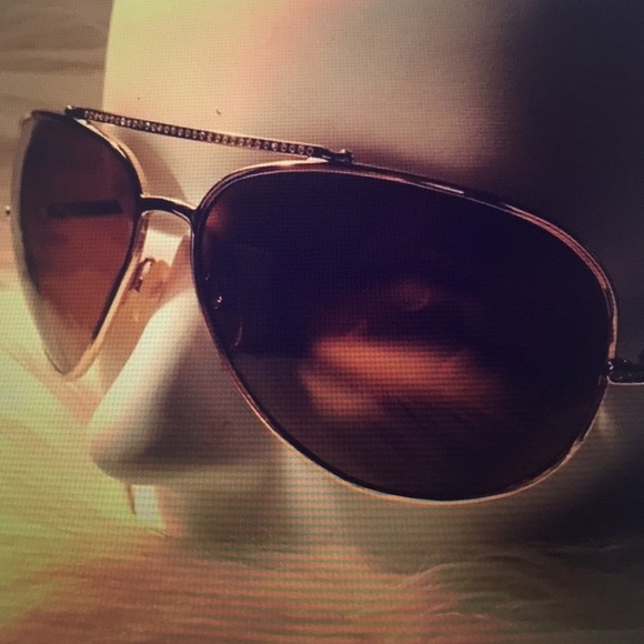 Valentino Made in Italy Crystal Encrusted Gold Frames Oversized Aviators - Picture 8 of 8